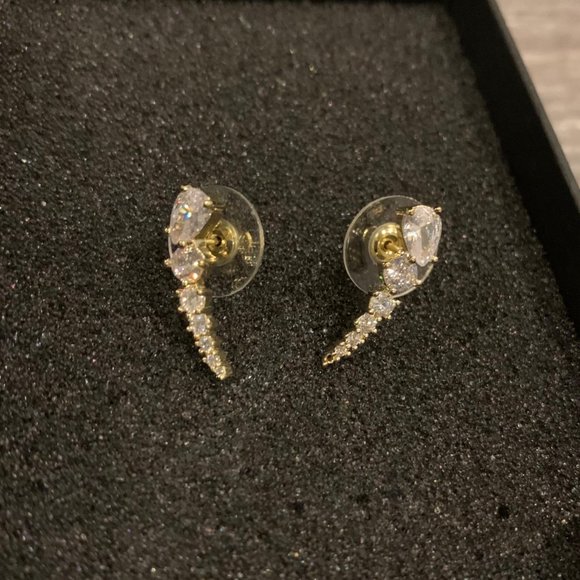 Women's 14K Gold Plated Cubic Zirconia Ear Crawler Earrings - Picture 9 of 13